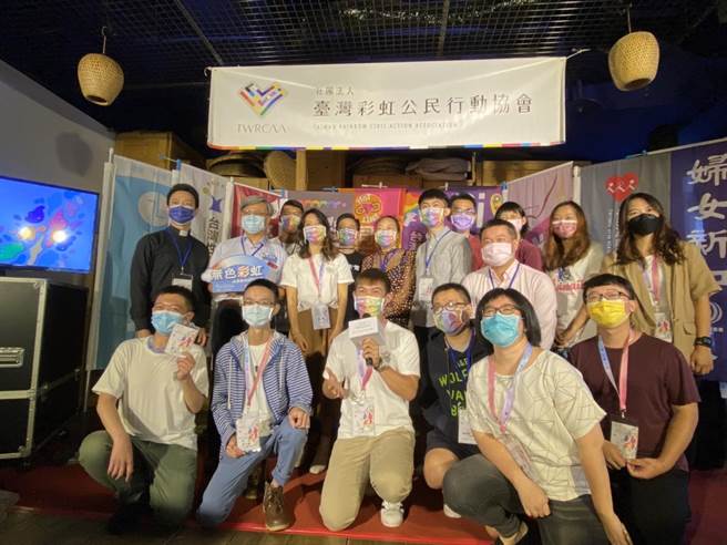 为因应疫情考量，今年改以「线上游行与实体街头活动」举办。（林良齐摄）