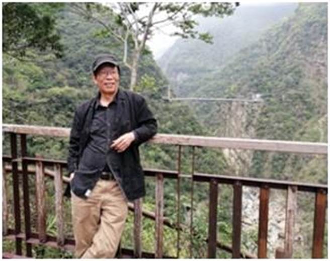 第6届「金门文化奖」3位得主出炉，得奖人之一的诗人许水富。（金门县文化局提供）