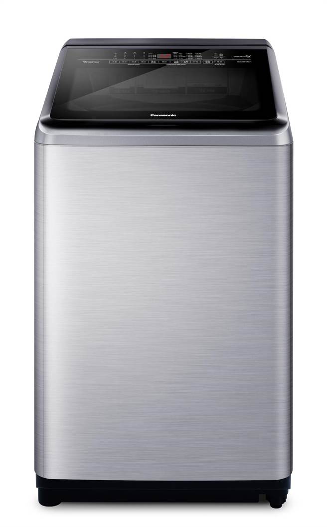 Panasonic全新的直立式洗衣機系列，本月正式在台上市，定價1萬4900元起。（Panasonic提供）
