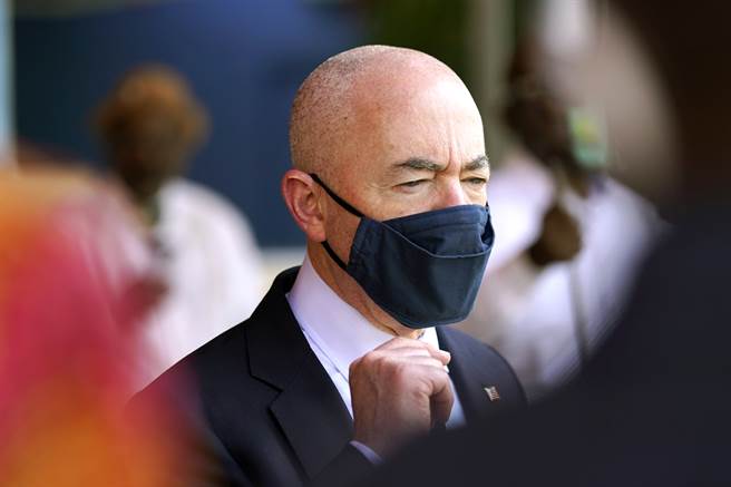 美国国土安全部部长马约卡斯（Alejandro Mayorkas）。(图/美联社) 