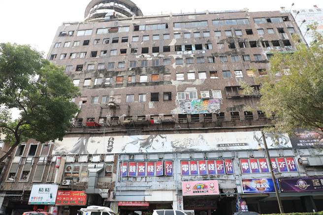 中市千越大楼屋龄已逾40年。（台中市府提供／陈淑芬台中传真）
