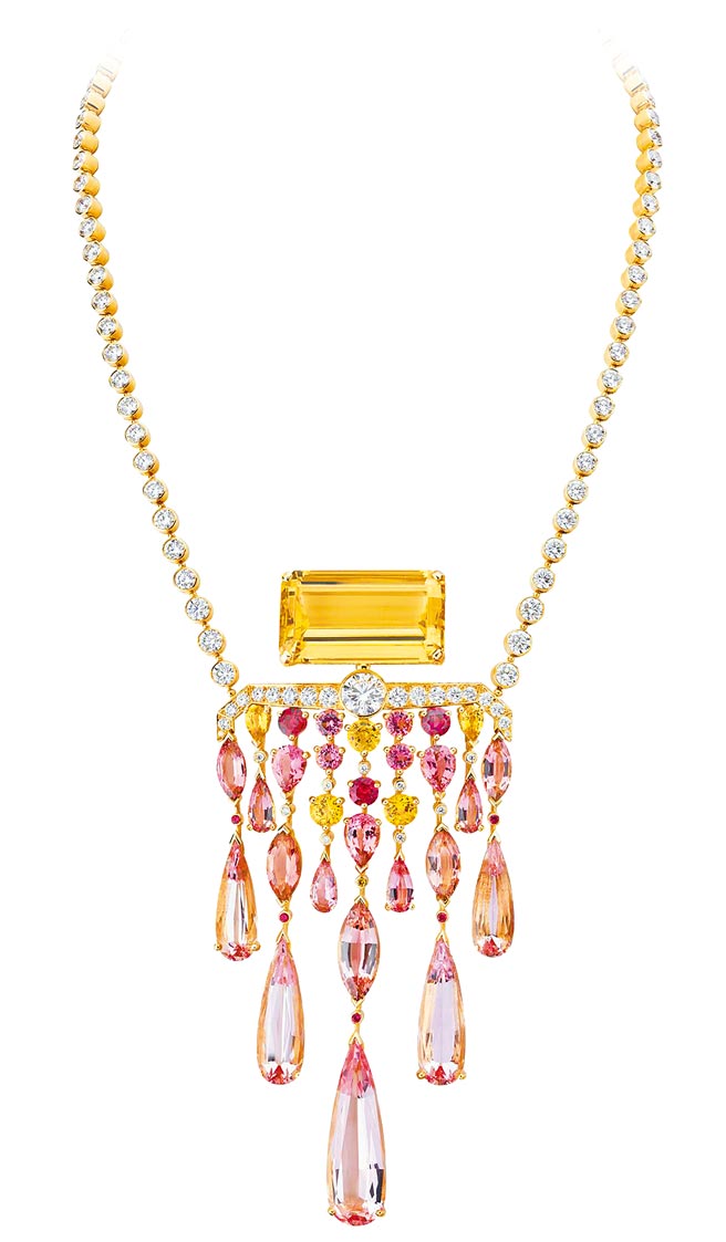 香奈儿N°5系列珠宝N5 Cascade项炼。（香奈儿提供）