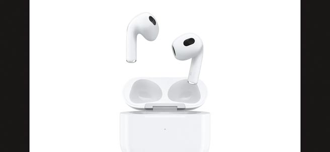 全新的第三代AirPods，台湾定价为5990元，目前台湾上市日期未定。（摘自苹果官网）