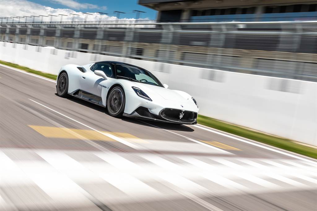 引領新世代 GT超跑驚艷之作 Maserati MC20重磅抵台(圖/Maserati提供)