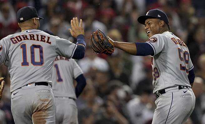 太空人先发投手发挥出色(美联社)