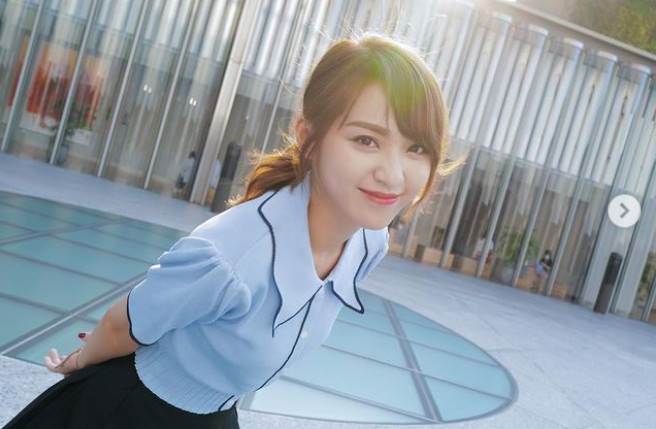 童星出身的林颖彤，顏值清新、气质佳。（图／取材自林颖彤Instagram）