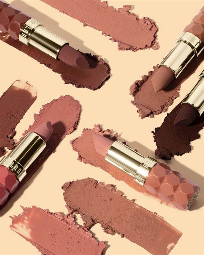 Milani爱恋玩色裸雾唇膏，420元。（Milani提供）