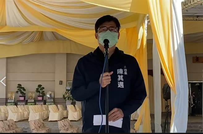 藍營民代要求為城中城大火「揮淚斬馬謖」，市長陳其邁今（21）表示，現階段以照顧罹難者家屬為優先。（石秀華攝）