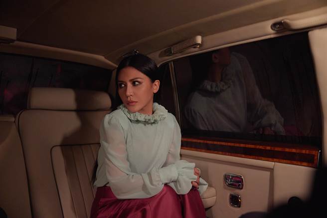 艾怡良直播预告下周有惊喜。（环球EMI提供）