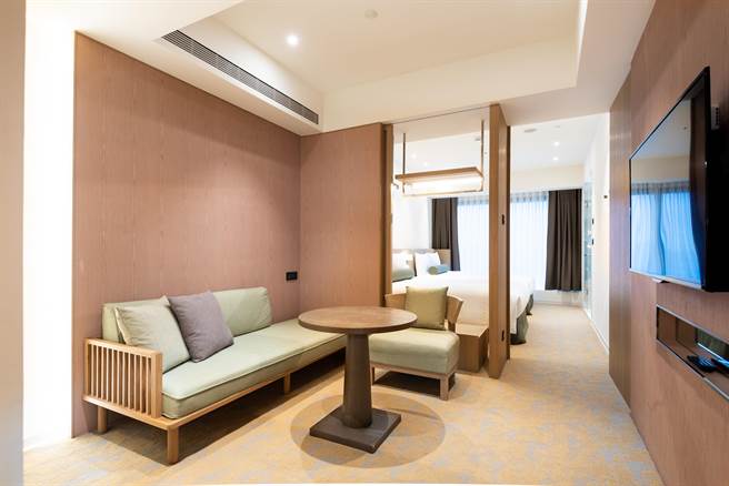 台北凯达雅致风「家庭套房」。（台北凯达大饭店提供）