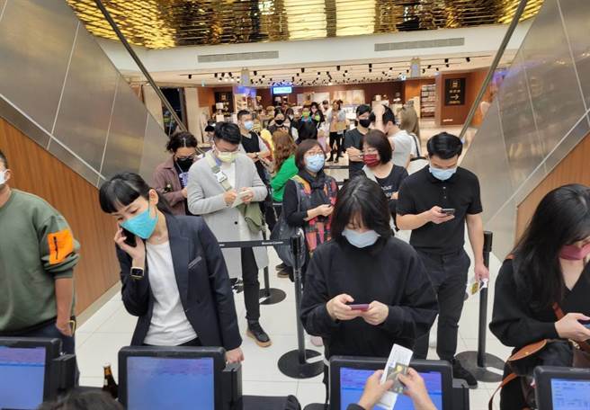 微風信義區3館周年慶傳捷報 景氣打敗疫情。（微風提供）