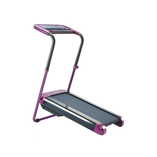 新光三越台北信义新天地OSIM智能爬山机，原价2万9800元、67折特价1万9999元。（新光三越提供）