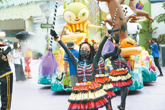 丽宝乐园探索世界打造万圣节游行活动，邀请小朋友变装共襄盛举。（丽宝乐园渡假区提供）