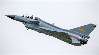 中共空軍殲10S戰機疑似墜毀河南 2名飛行員跳傘墜河獲救