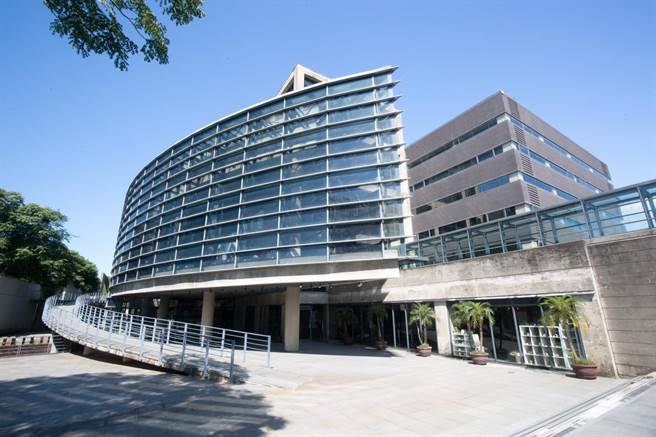 鶯歌陶瓷博物館最近配合三鶯文創整合計畫，打造出不同面貌的陶瓷藝術園區，讓藝術創新來的理念來打造多元文化共存、共融的城市。（鶯歌陶瓷博物館提供）