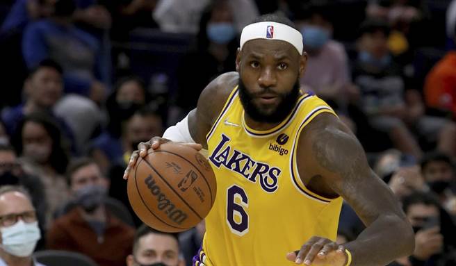 詹皇也没意外入选(美联社资料照)