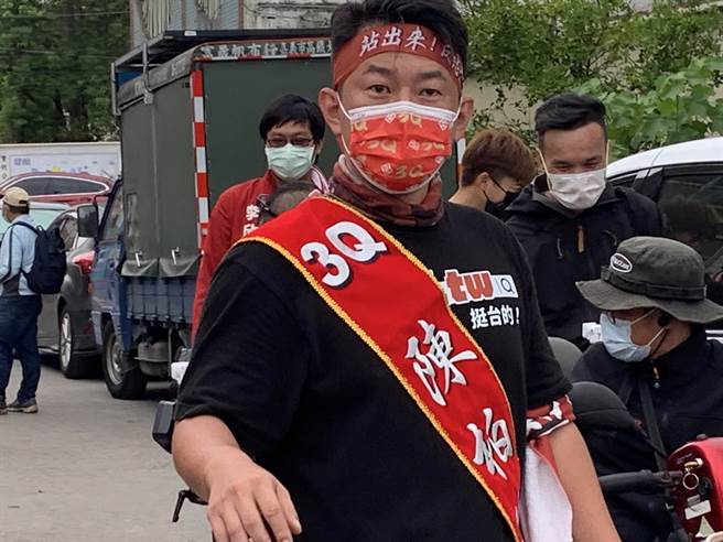 台湾基进党立委陈柏惟100小时苦行倒数，他表示这段时间深刻反省。(林欣仪摄)