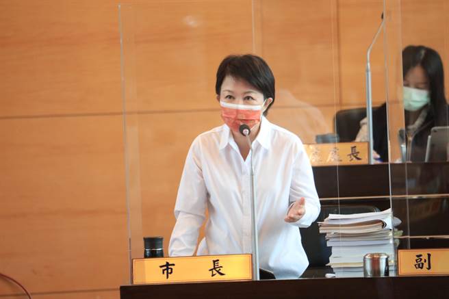 台中市长卢秀燕强调，燃煤机组必须退场，是市府一贯立场，也是市民期盼、世界趋势。（卢金足摄）