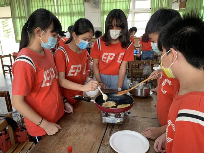「乌矸仔の秘密」大纯酿亲子料理竞赛暨食农教育推广活动，即日起接受报名，活动以「食农教育」、「亲子互动」为主轴。（台中市农会提供／陈淑娥台中传真）