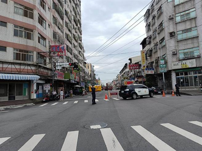 台中市一名女子坠楼，母亲痛失爱女。（民眾提供／卢金足台中传真）