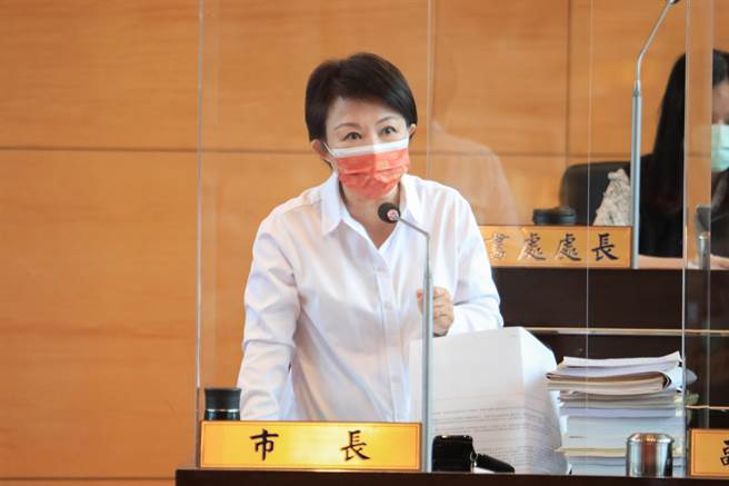 台中市長盧秀燕表示，台中國際會展中心工程穩定進行，今年10月進度將近31％、預計年底可達40.49％，主體結構工程拚2023年完工。（盧金足攝）