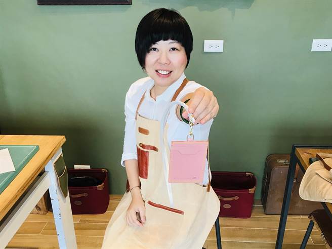 信义房屋安平店店长郑雯镁入行时只是小秘书，如今成为独当一面的店长。(图/信义房屋提供)