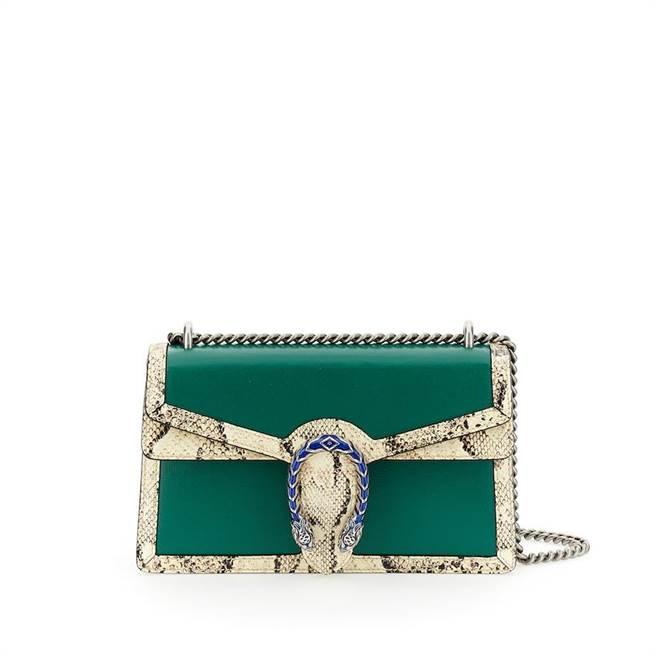 Gucci-Dionysus-酒神系列蟒蛇皮拼接链带肩背包，价格店洽。（Gucci提供）