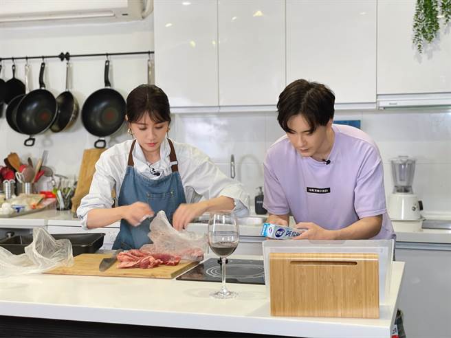 贾静雯上小综的节目。（最大国际娱乐提供） 