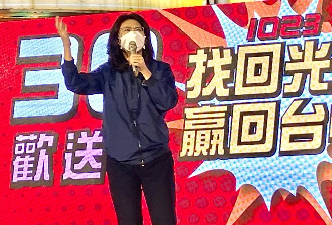 国会战将立委郑丽文助讲表示，不能再让民进党这样搞下去，这是第一战而已，以后还要继续，战到赢为止。（卢金足摄）