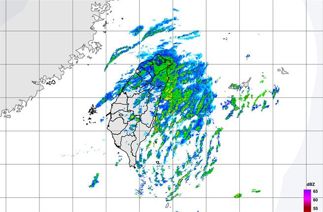 氣象局提醒，今晚到明天（23日）東北部及北部仍有機會出現局部大雨。(摘自氣象局)
