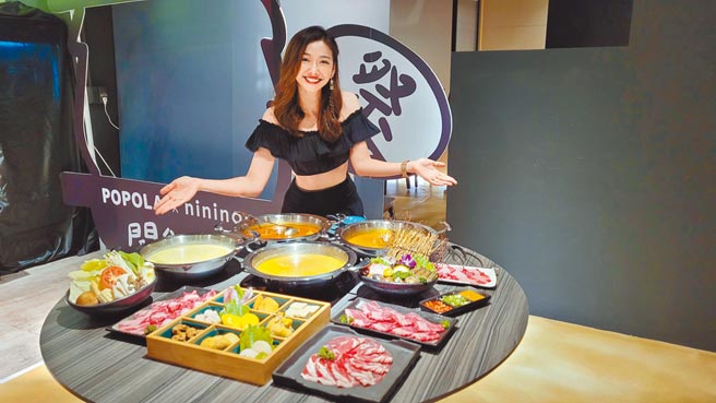 电商女帝邵庭开火锅店，亲自介绍食材。（POPOLA x nininono提供）