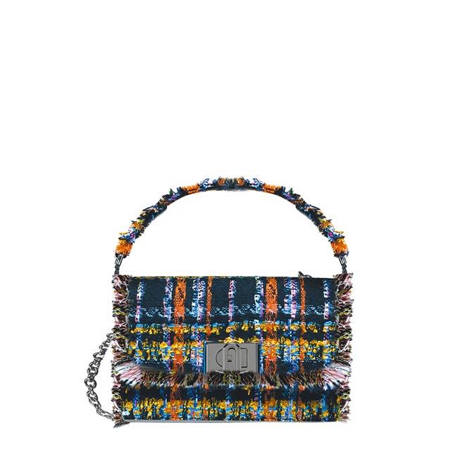 远百信义A13 FURLA 1927 MINI CROSSBODY 20，1万3800元。（远百提供）