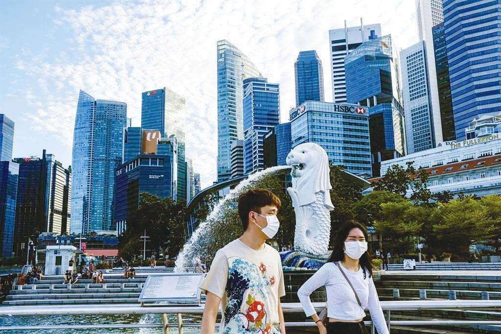 新加坡採取与病毒共存策略，疫情变化成为关注焦点。（图／美联社）(photo:ChinaTimes)