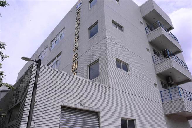 為活化鳳林鎮環保科技園區，環保局提案將委託經營招標案租期延長為20年，送入議會審議。（王志偉攝）