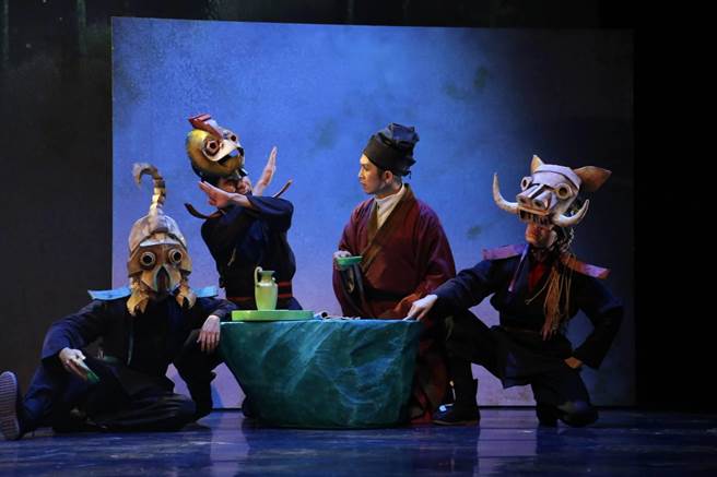 趋势文学剧场今大东首演，2000民眾齐观戏。（高市社教馆提供）