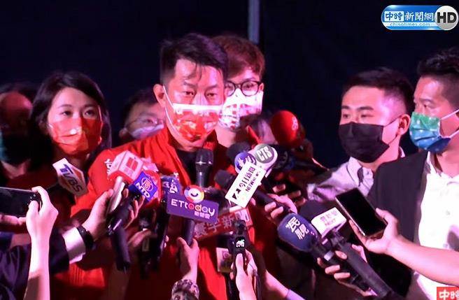 陳柏惟罷免案通過。(圖/截自中時新聞網影音)