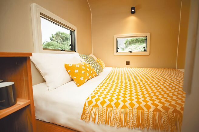 「美好时光露营车」专案，最多能让2大2小宾客入住露营车。（宜兰绿舞观光饭店提供）