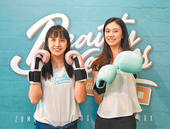 郭佳纹（左）、刘昕妤两名女篮好手共同代言「GREAT ME养成计画」。（BE HEROES提供）