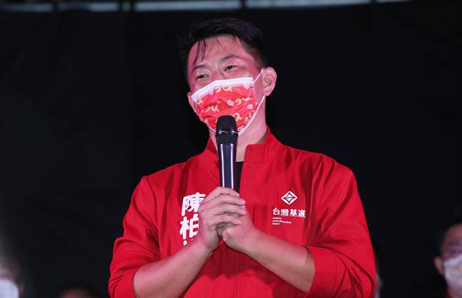 2021年10月23日台中市第10届立委台中市第2选举区陈柏惟罢免案过关，陈柏惟上台表示，「我没有输」。（黄国峰摄）