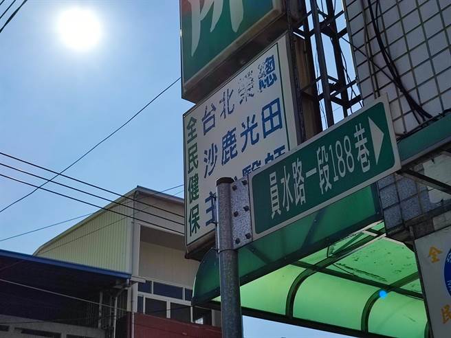 台电彰化区营业处表示，员林地区员水路、员东路附近，发生线路瞬停多次，基于供电安全考量，因此先切开故障区间，目前派员积极巡视线路中。(吴建辉摄)