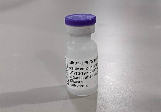 指揮中心今天公布，國內出現最年輕的疫苗接種死亡個案，一名年僅15歲的少女接種BNT，10月15日上體育課時，突然感到不適，隨後由醫護人員進行CPR與AED急救，但到院前仍不幸身亡。（圖／示意圖，報系資料照）