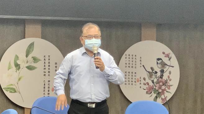 参山国家风景区管理处代理处长曹忠猷，欢迎大家到茶文化主题馆体验。（廖志晃摄）