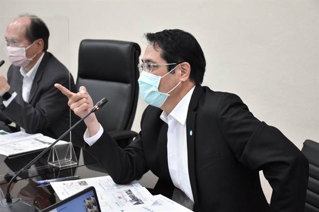 立委江永昌要求行政院協助解決新北市中和交通問題，由政務委員吳澤成親自召開「研商新北市中和區整體交通建設規畫」會議，會中討論3大議題。（江永昌服務處提供）