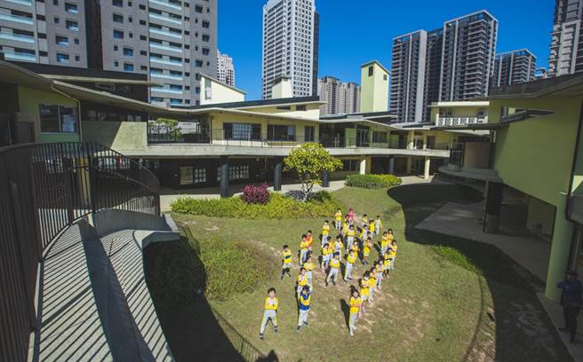 新竹市关埔国小此次再拿下2021日本国际级设计大奖Good Design Award大奖。（陈育贤摄）