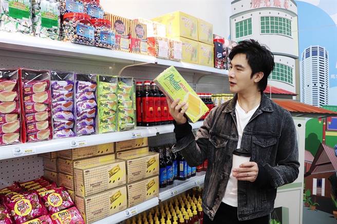 谢佳见推荐喜欢的家乡味。（艺和创艺提供）