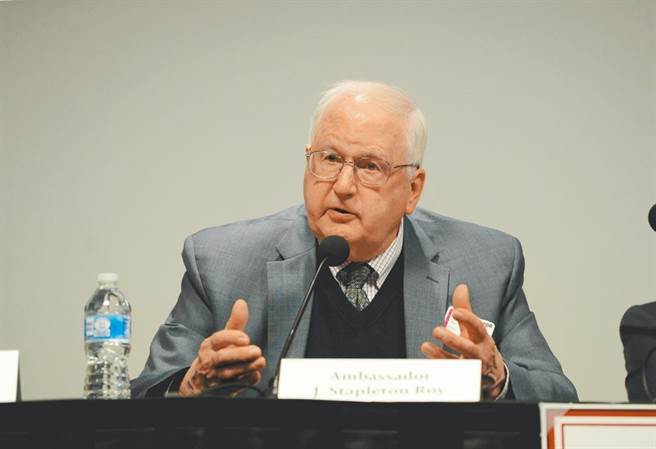 美國伍德羅·威爾遜國際學者中心傑出研究員、前駐華大使芮效儉。（中新社）