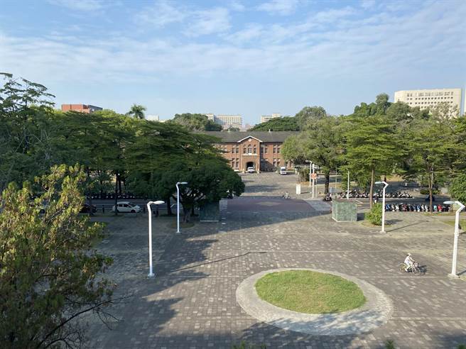 成功大學宣示2041年達到碳中和目標。（曹婷婷攝）