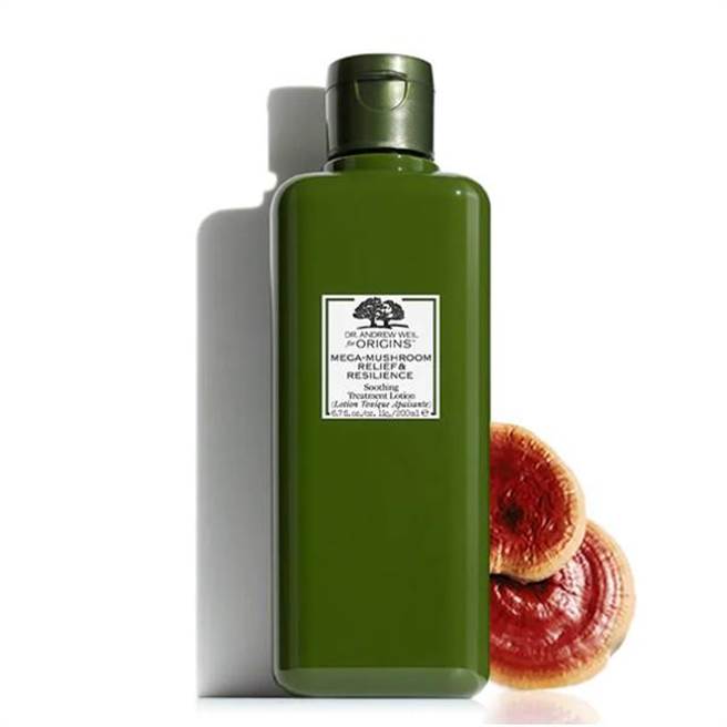 虾皮购物「11.11最强购物节」推出品木宣言青春无敌健康光润机能水 200ml优惠，原价1450元，10月31日限定优惠价649元。（虾皮购物提供）