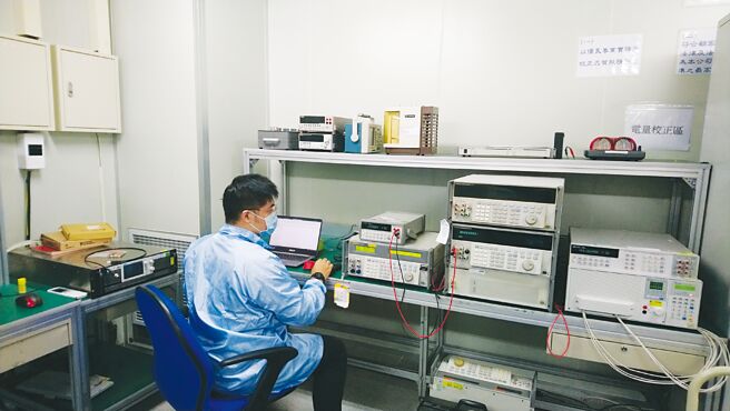 鼎瀚科技经营团队有足够零组件换修测试，提供DC到50GHz频宽功能规格调整能力。图／利汉民