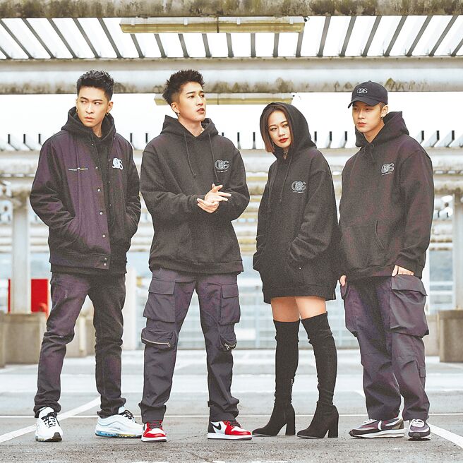 唐仲彣（左起）、娄峻硕、芮德、高尔宣4人组成的CHING G SQUAD，将在金音奖颁奖典礼演出。（新世纪整合行销提供）